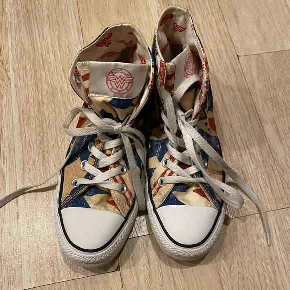 Converse Allstar Chuck Taylor unisex high top “Wonder Woman” sneakers - Picture 7 of 16